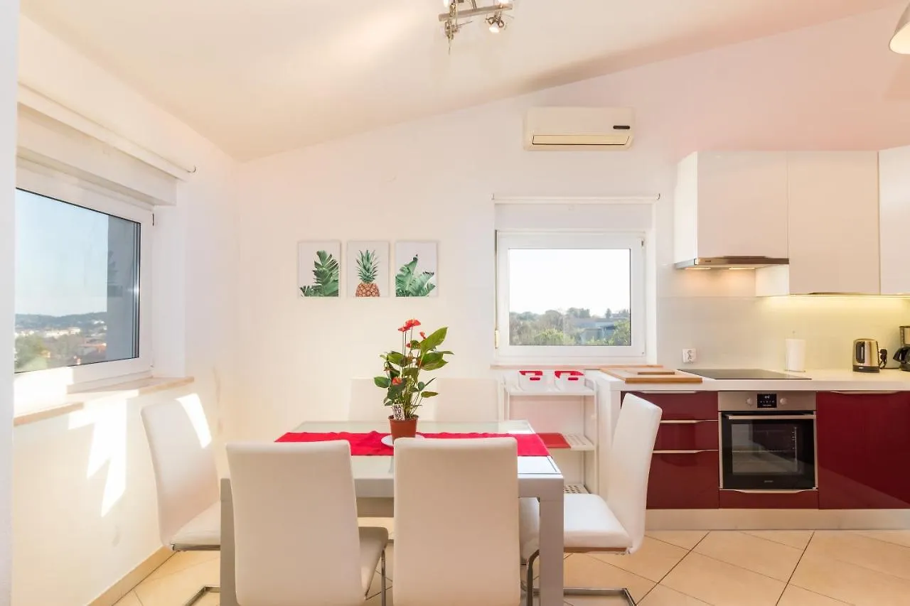 Sea View Apartment Liznjan